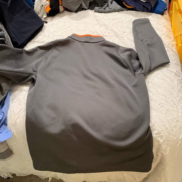 EUC Men’s Nike Grey w/ Orange Fleece Golf Jacket - Picture 3 of 3